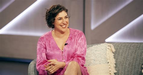 Mayim Bialik wants to 'decrease the drama factor' as 'Jeopardy!' host