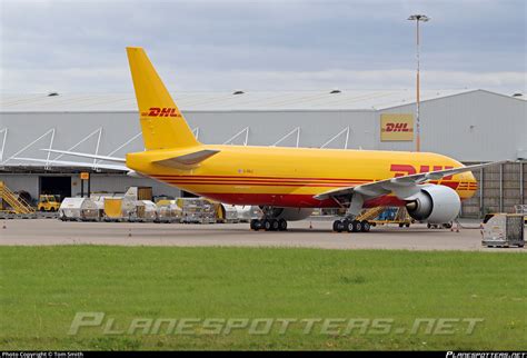 G DHLX DHL Boeing 777 F Photo By Tom Smith ID 1277578 Planespotters Net