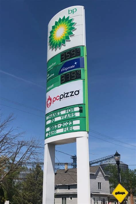 Gas station pizza, ranked | Milwaukee Record