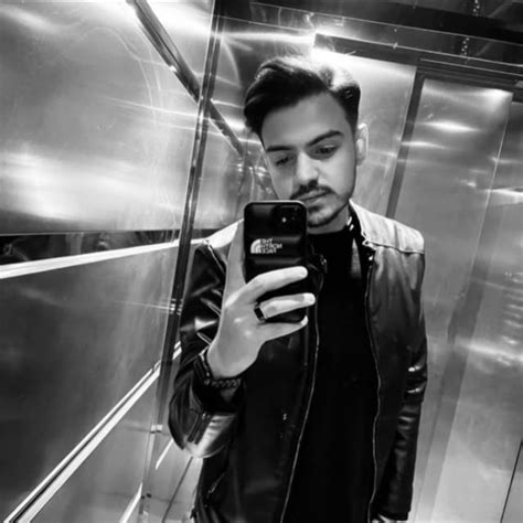 𝐦𝐞𝐫𝐬𝐚𝐝 (@_mersad.232) on Threads