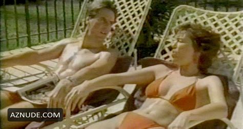 MARY FANARO Nude AZNude