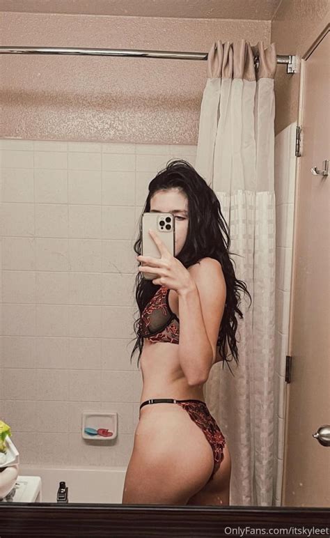 Kylee Tingstrom Itskyleet Nude VoyeurFlash