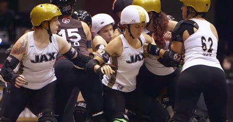 Gotham Girls Roller Derby Team Video, Female Athletes