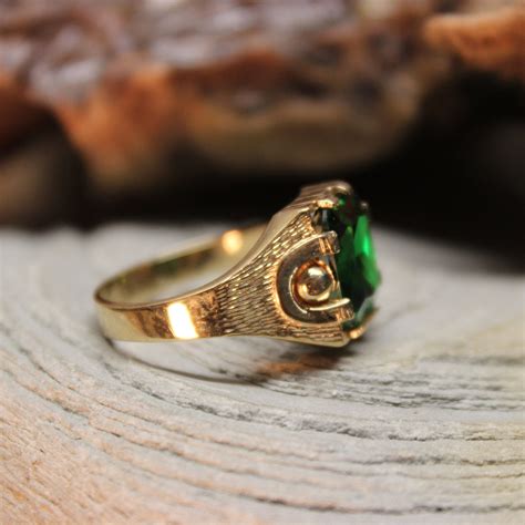 1960s Vintage New Large Mens Emerald Gold Ring 10k Gold Man Ring 41