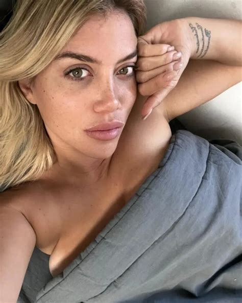 Wanda Nara Se Anim A Postear Una Foto Sin Maquillaje Y Con Poca Ropa