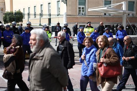 Συντάξεις Μόνιμες αυξήσεις μέχρι 92 ευρώ το μήνα για συνταξιούχους