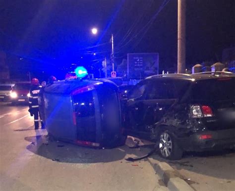 Accident N Baciu Pe Strada Transilvaniei O Masina Transporta Butelii