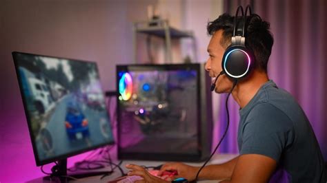 Premium Photo Side View Of Joyful Male Gamer In Headphone Playing