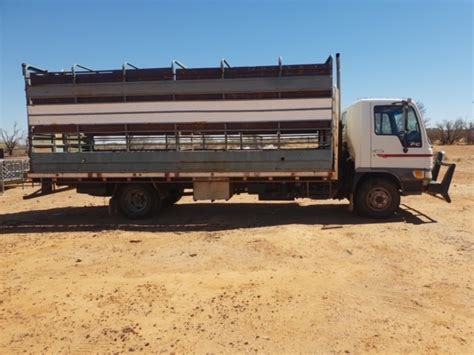 Lot Hino Truck Auctionsplus