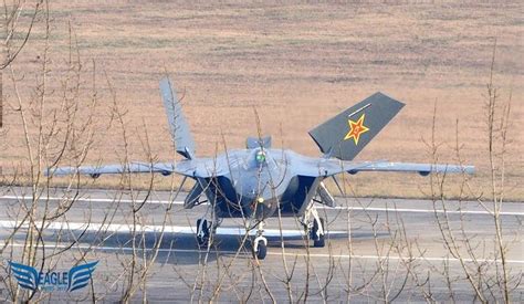 China S Chengdu J 20 Stealth Fighter Aircraft Pictures Gallery