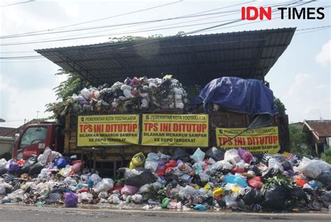 FOTO TPA Piyungan Dibendung Sampah Di Jogja Menggunung