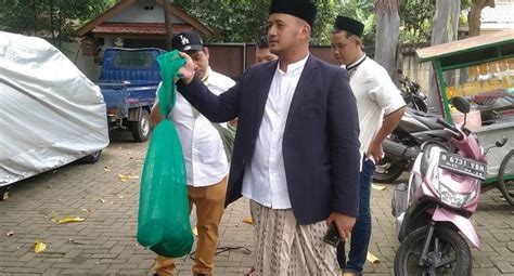 Jelang Kedatangan Anies Rumah Mantan Gubernur Banten Dilempari