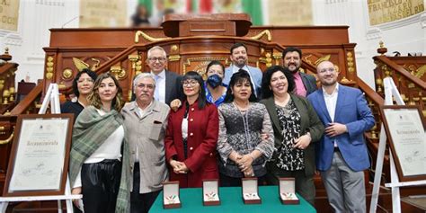 Entrega De Medalla Al Mérito De Las Personas Defensoras De Los Derechos