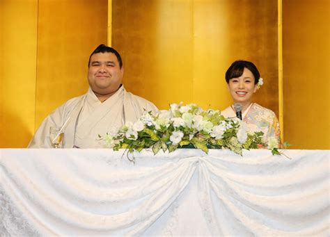 杜このみが夫・高安と挙式報告「結婚して3年、やっと式を挙げる事が出来ました」 芸能写真ニュース 日刊スポーツ