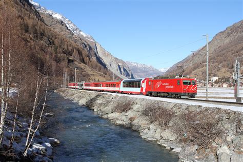 HGe 4 4 II 1 der MGB zwischen Zermatt und Täsch