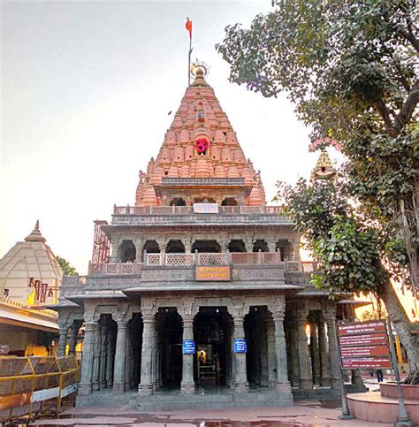 Mahakaleshwar Temple Ujjain One Of The Twelve Jyotirlingas Ancient