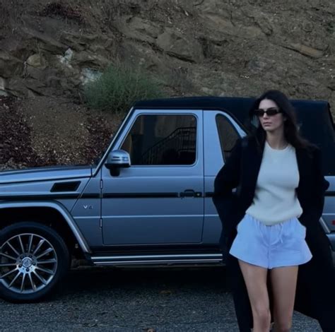 Kendall Jenner Starts The Year With Mercedes Benz G 500 Cabriolet