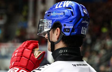 Halsschutzpflicht Im Eishockey Del Reagiert Auf T Dlichen Unfall Von