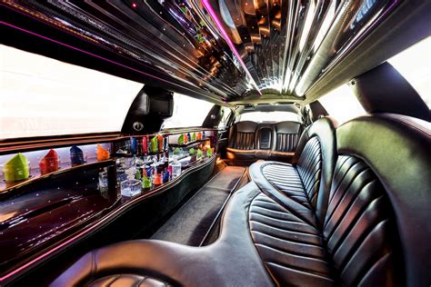 Black Lincoln Stretch Limo - ET Limos