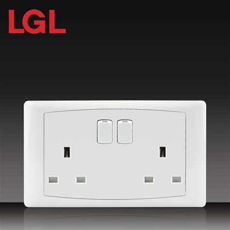 Britishuk Standard Plastic Bakelite Wall Socket With Indicator 2 Gang Switch Double 13a 250v