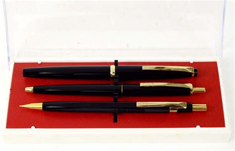 Buy Vintage Pilot Pen Pencil Set Of 3 With Fine Point Golden Nib