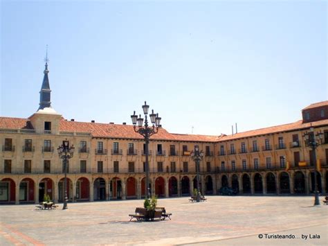 Plaza Mayor De León Lala Viajera