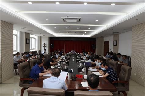 自治区总工会传达学习贯彻自治区党委十届十四次全会精神内蒙古自治区总工会