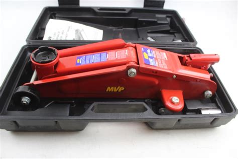 Mvp F Pl Lbs Hydraulic Floor Jack Property Room