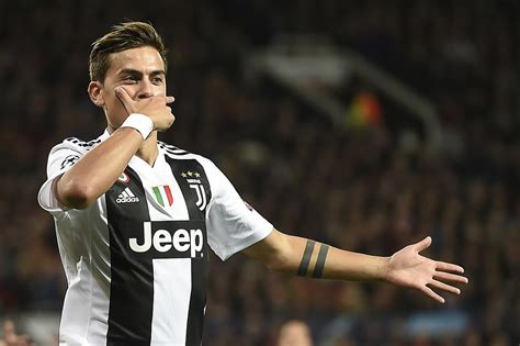 Esultanza Dybala Il Motivo Della Maschera Ecco Perch Chiamato La