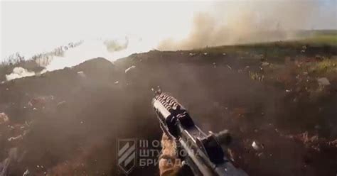 На одній з ділянок в Авдіївці бійці 3-ї штурмової перебувають у повному ...