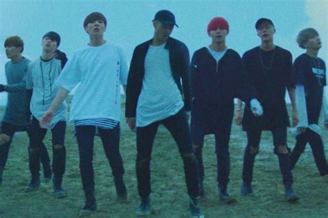 Btss Save Me Becomes Their 11th Mv To Hit 700 Million Views Soompi