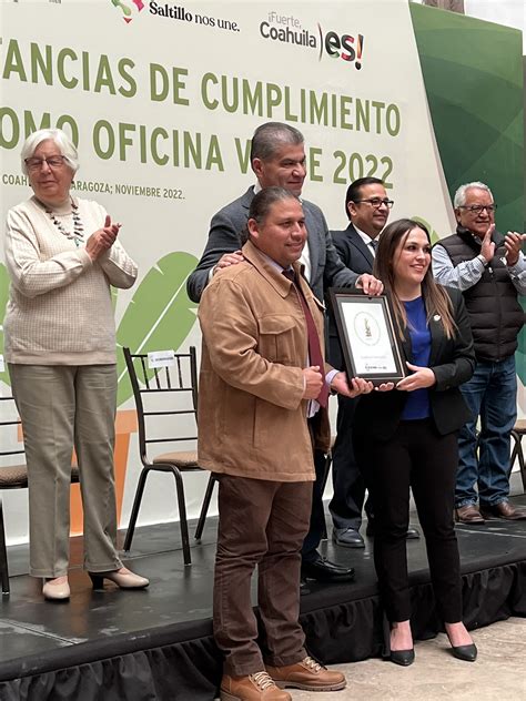 Luis Gutierrez F On Twitter Presente En La Ceremonia De Entrega De