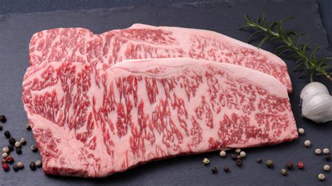 Mistakes Everyone Makes Cooking Wagyu Beef At Home