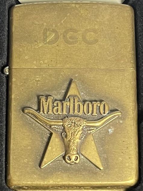 ZIPPO 1992 MARLBORO BRASS STAR LONGHORN STEER EMBLEM BRASS LIGHTER IN