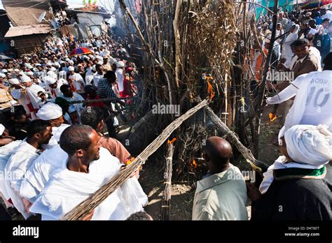 Meskel Ceremony In Lalibela Ethiopia Stock Photo Alamy