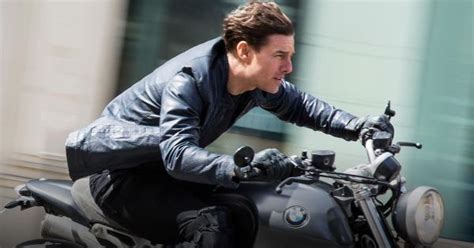 Misi N Imposible Tom Cruise Salt De Un Precipicio En Moto Tomatazos