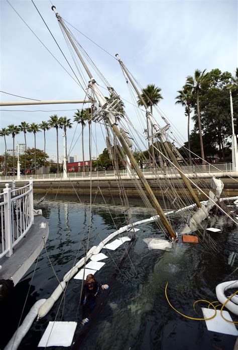 40 Foot Replica Pirate Sailboat Sinks In Long Beach Harbor Press Telegram