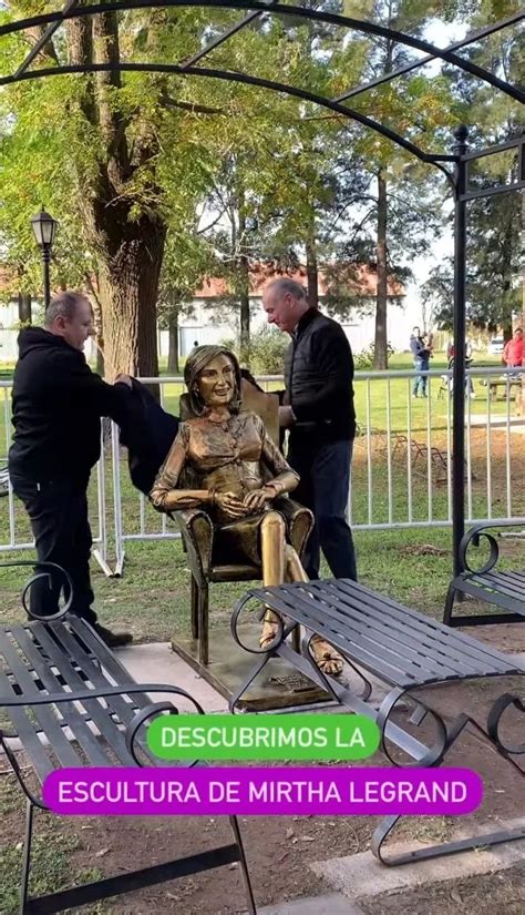 Inauguraron una estatua de Mirtha Legrand en Villa Cañas y el resultado