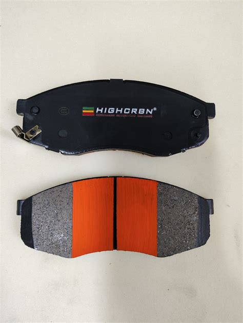 High Quality Semi Metallic Ceramic Auto Spare Parts Brake Pad For