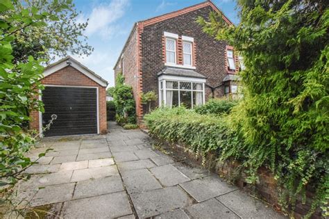 Moughland Lane Runcorn 4 Bed Semi Detached House £330 000