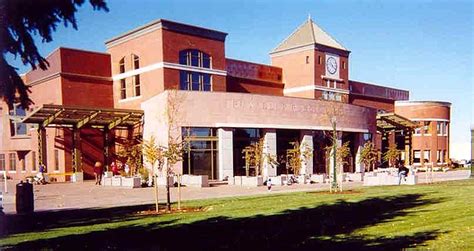 Puyallup Public Library in Puyallup, WA | LibraryThing Local