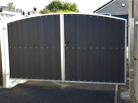 Composite Driveway Gates With Full Arch DAIN ART IRON