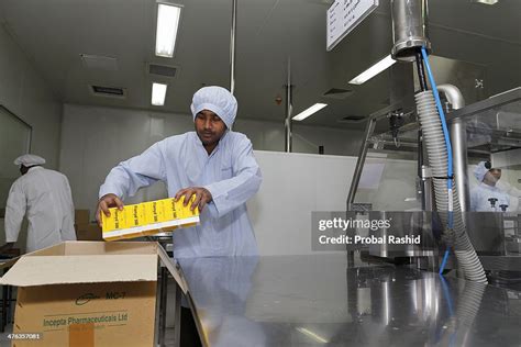 Workers At The Factory Of The Incepta Pharmaceuticals Ltd In Dhaka