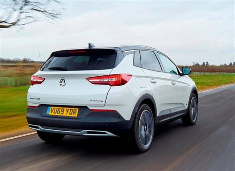 Vauxhall Grandland X Hybrid Phev Review Leasing Options Leasing