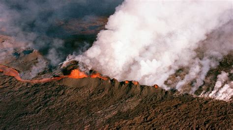 Gunung Berapi Aktif Terbesar Di Dunia Meletus Di Hawaii Luar Negeri