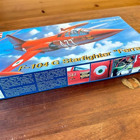 Revell 1 32 04708 F 104 G Starfighter Ferrari Vintage Kit EBay