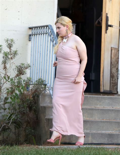 Abigail Breslin Nude Topless Leaked Pics And Porn Video