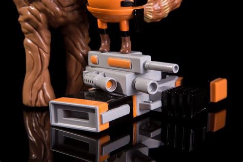 Rocket & Groot: Treehugger Vinyl Figure Exclusive – Mondo