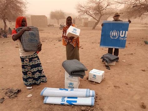 Burkina Faso Le Hcr Condamne Le Meurtre De Personnes D Plac Es