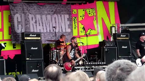 Cj Ramone R A M O N E S Rebellion Fest Youtube